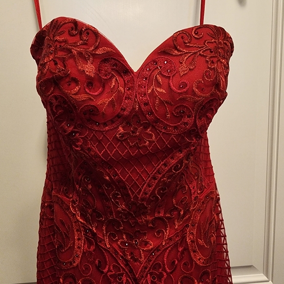 NEW RED BEADED PROM DRESS SMALL - Picture 3 of 5